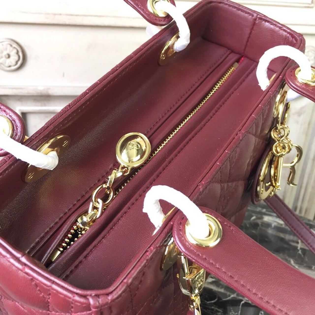 Top Quality MeTop Qualityum Lady Bag Gold Toned Hardware Burgundy For Women 24cm/9in CD