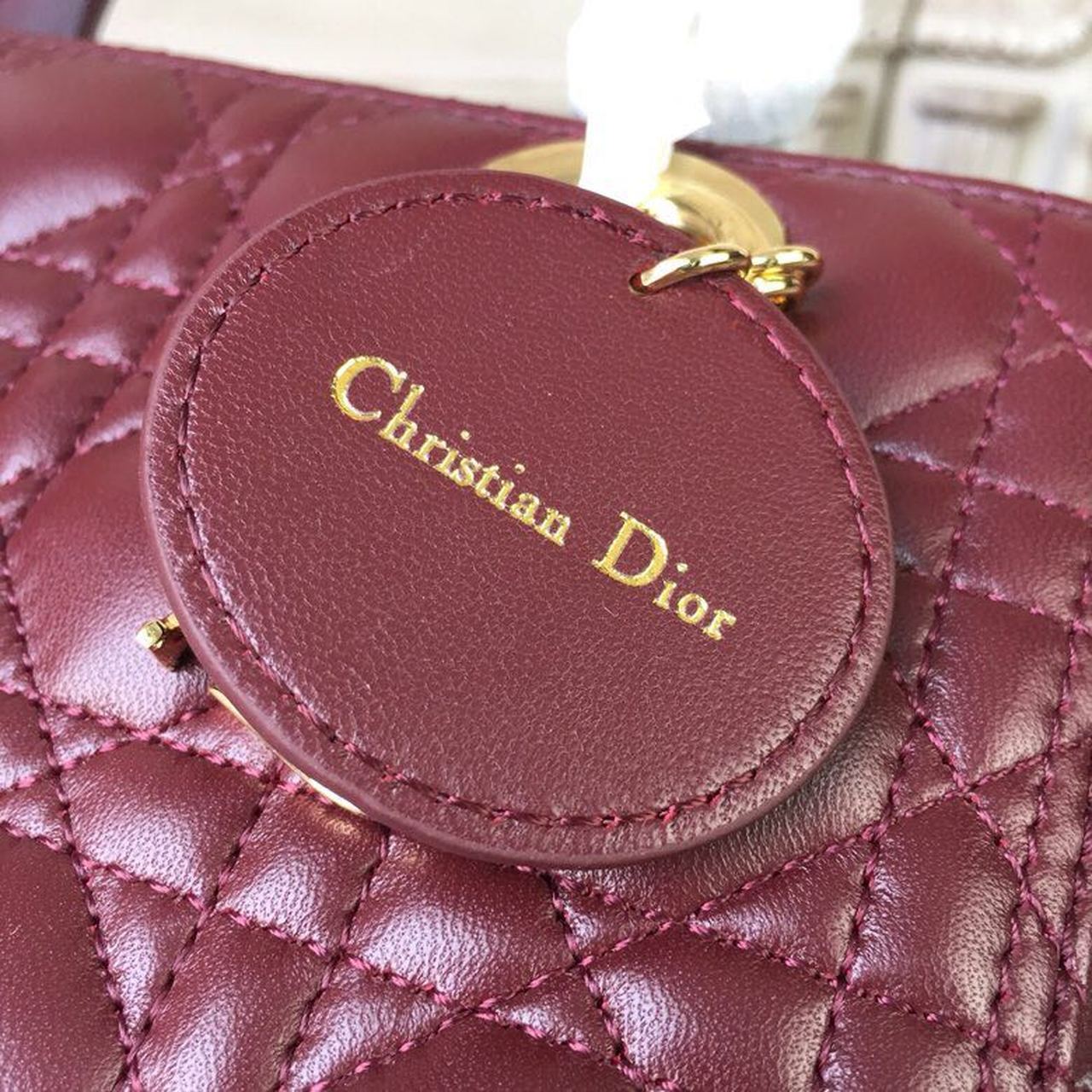 Top Quality MeTop Qualityum Lady Bag Gold Toned Hardware Burgundy For Women 24cm/9in CD