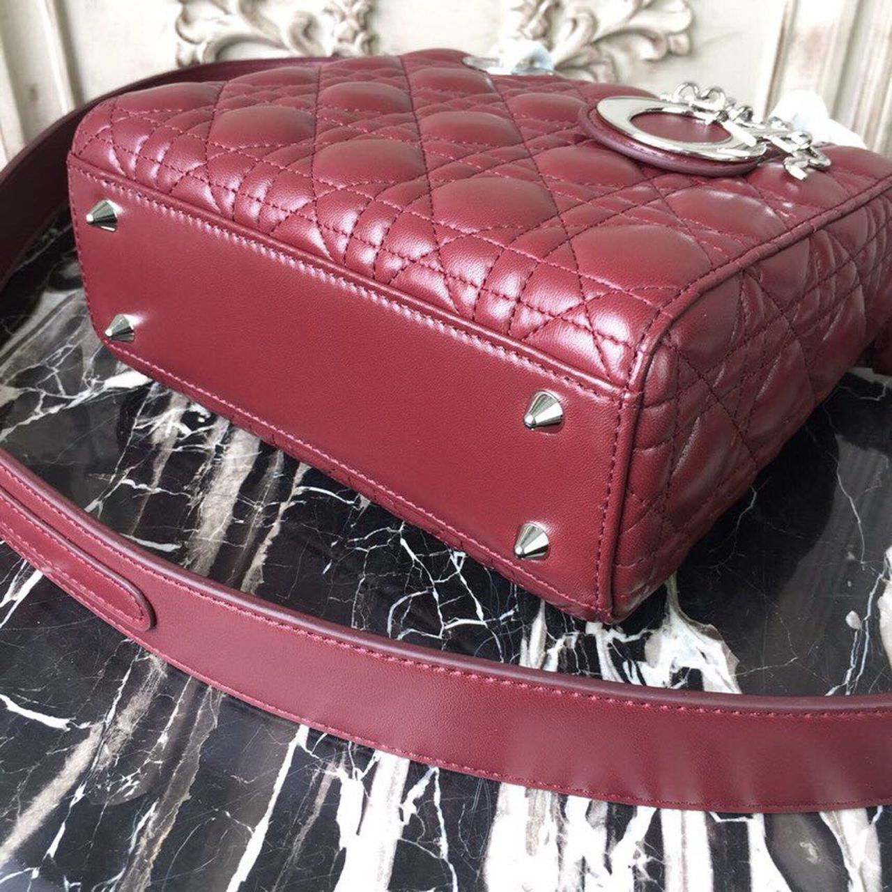 Top Quality Small Lady Bag Silver Hardware Burgundy For Women 8in/20cm CD