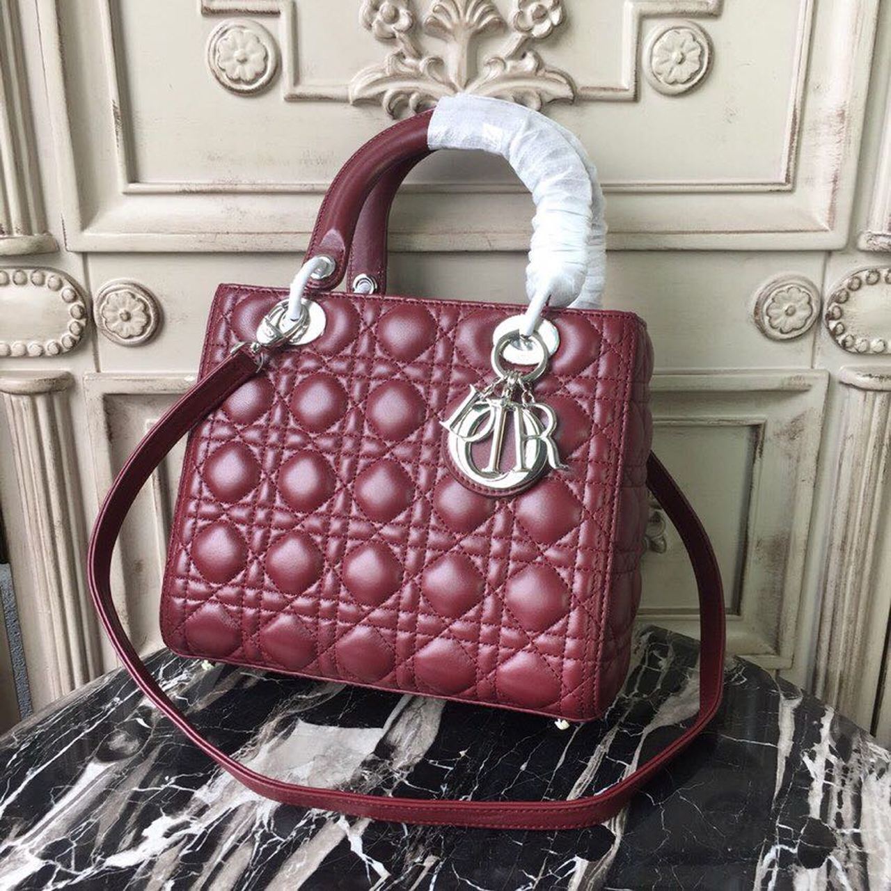 Top Quality MeTop Qualityum Lady Bag Silver Hardware Burgundy For Women 9.5in/24cm CD