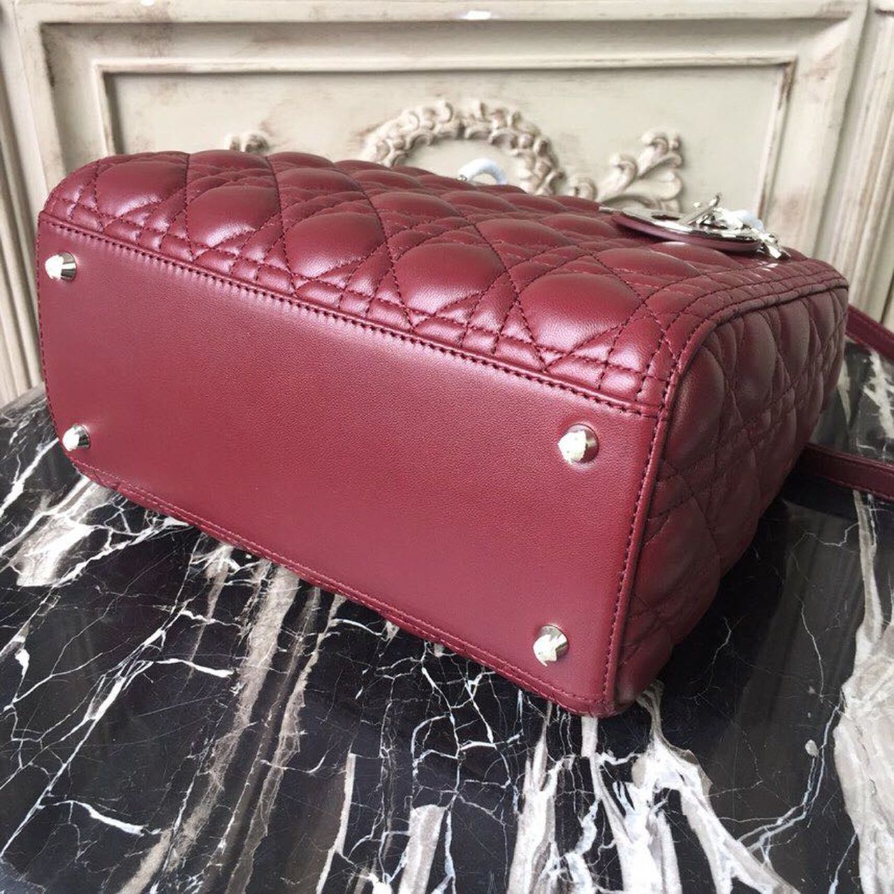 Top Quality MeTop Qualityum Lady Bag Silver Hardware Burgundy For Women 9.5in/24cm CD