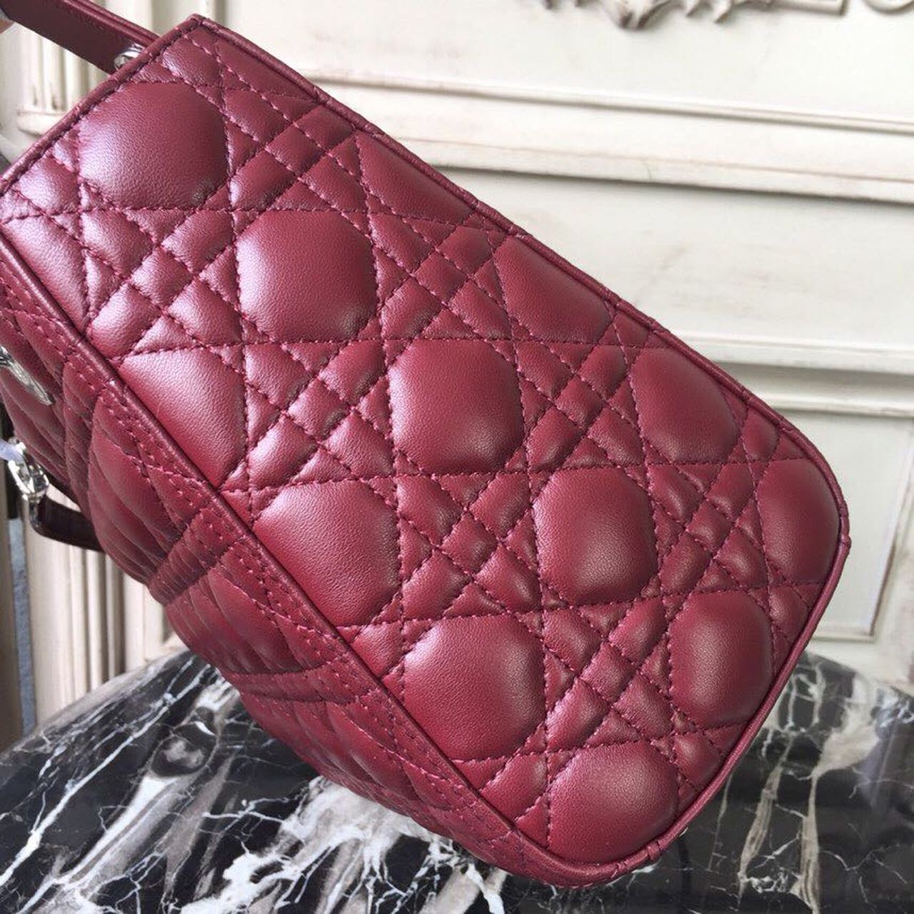 Top Quality MeTop Qualityum Lady Bag Silver Hardware Burgundy For Women 9.5in/24cm CD