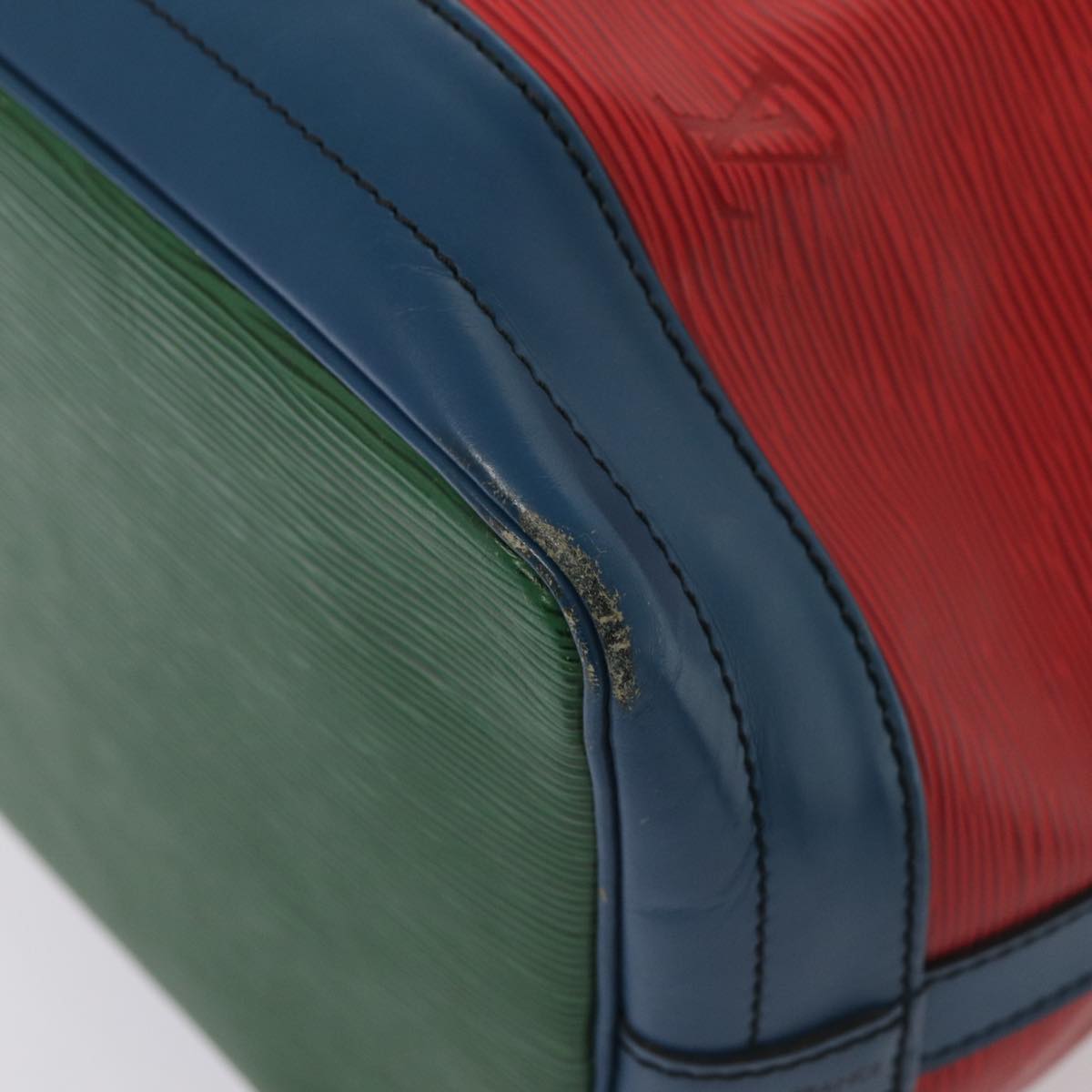 LOUIS VUITTON Epi Toriko Color Noe ShoulderBag Red Blue Green M44084 Auth 76182