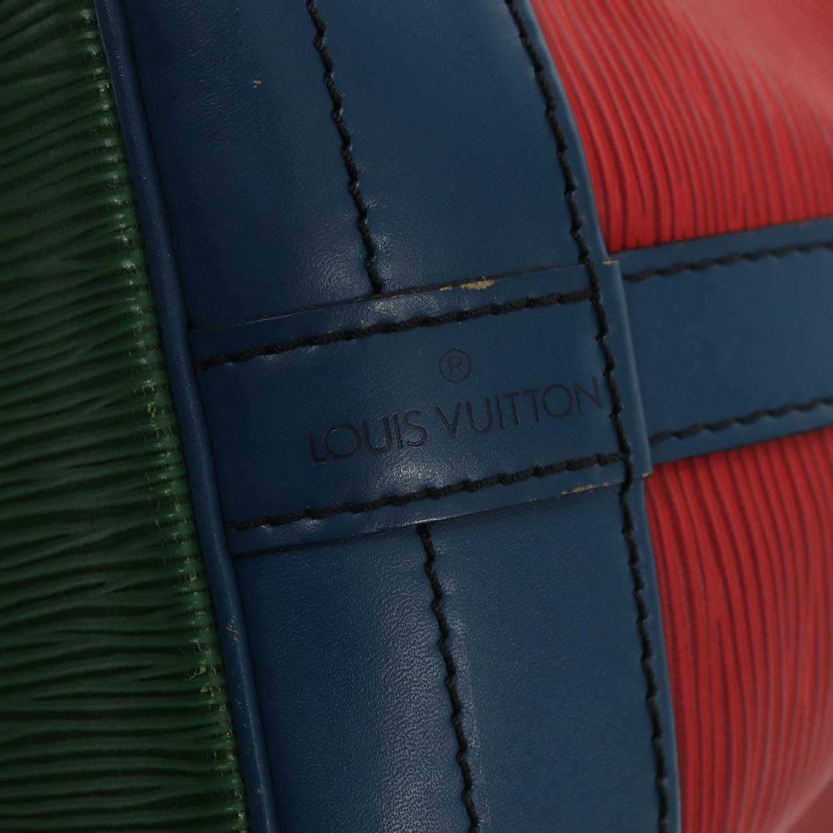 LOUIS VUITTON Epi Toriko Color Noe ShoulderBag Red Blue Green M44084 Auth 76182