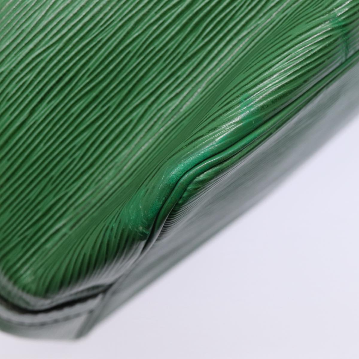 LOUIS VUITTON Epi Petit Noe Shoulder Bag Green M44102 LV Auth 76774