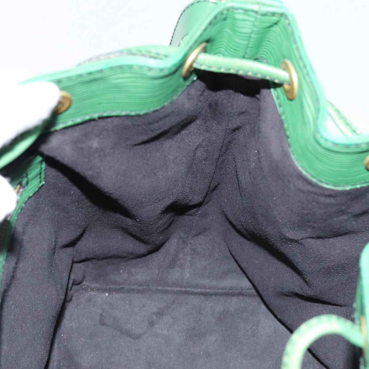 LOUIS VUITTON Epi Petit Noe Shoulder Bag Green M44102 LV Auth 76774