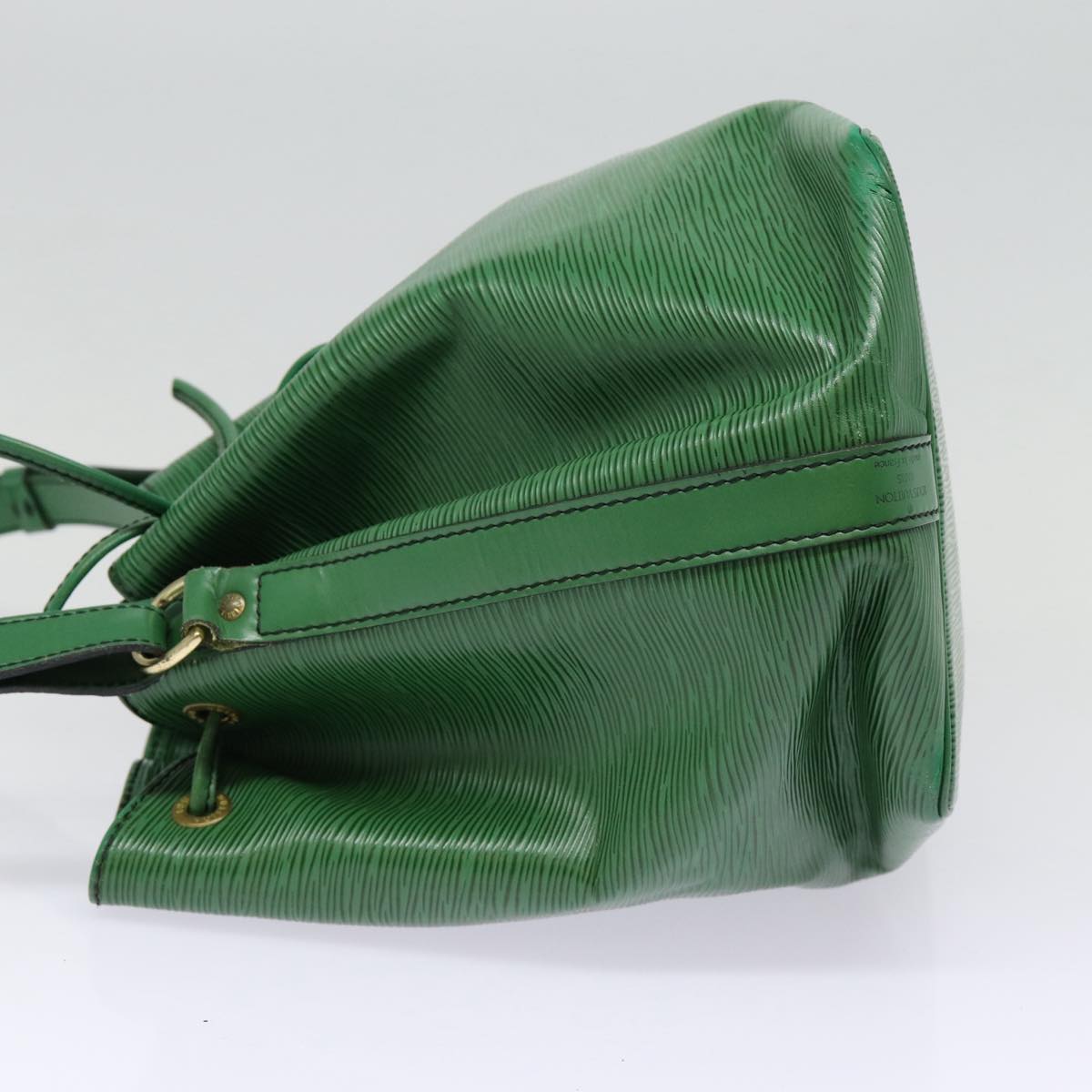 LOUIS VUITTON Epi Petit Noe Shoulder Bag Green M44102 LV Auth 76774