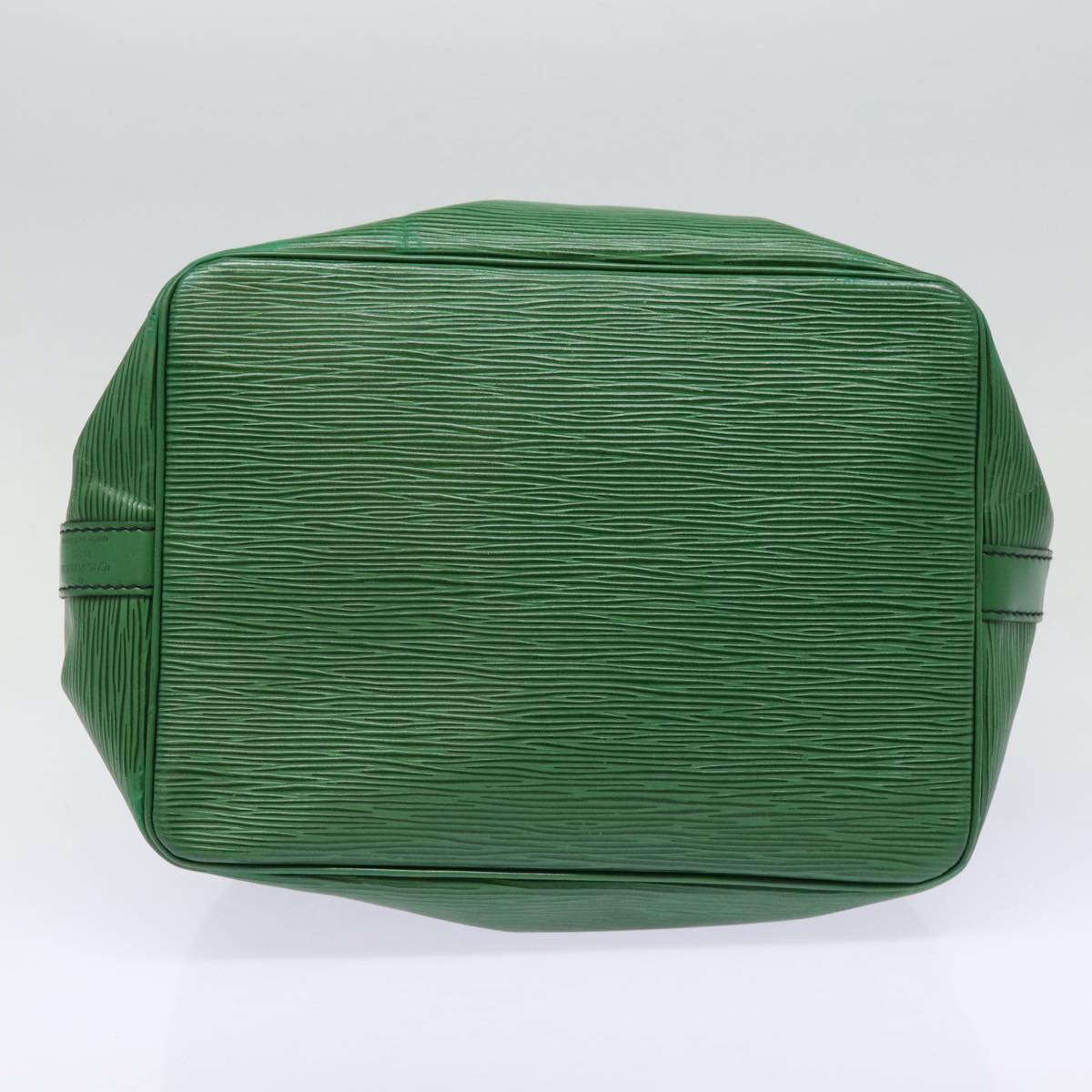 LOUIS VUITTON Epi Petit Noe Shoulder Bag Green M44102 LV Auth 76774