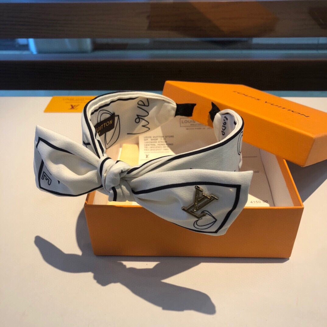 EN - Luxury Hair Band LUV 028