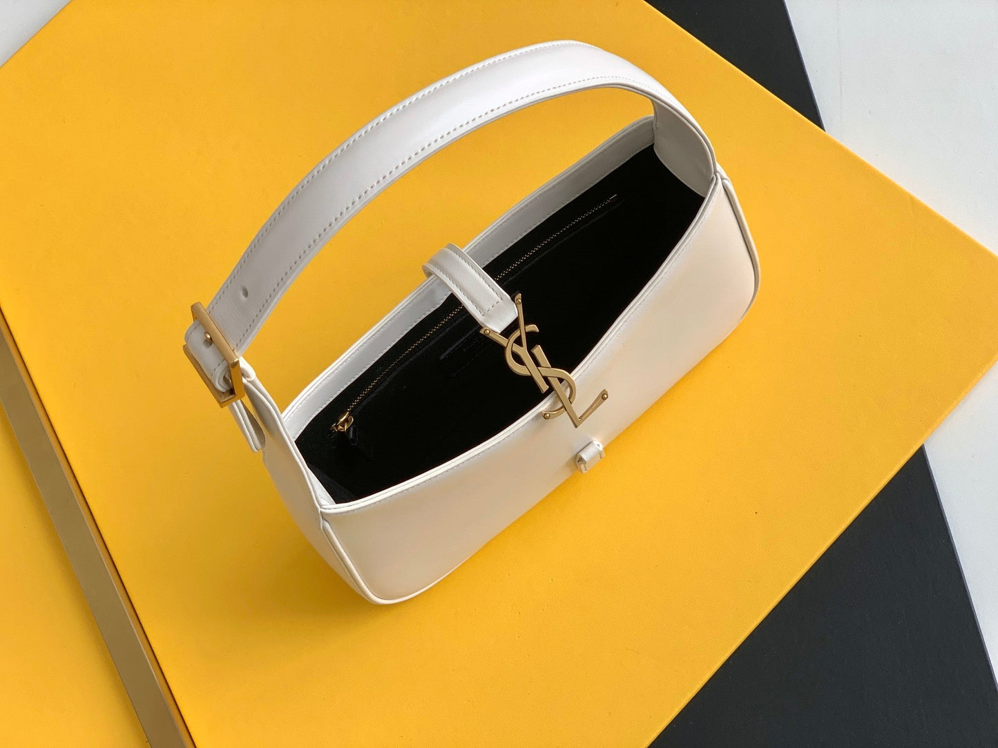 Top Quality LE 5 À 7 Hobo Bag White Material For Women 9in/23cm YSL 6572282R20W9207