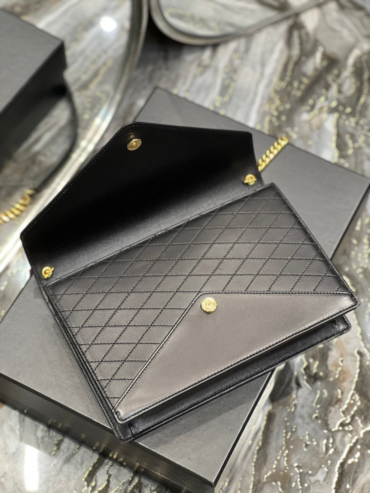 Top Quality Gaby Chain Bag Black With Gold Hardware For Women 10.4in/27cm YSL 6688641EL071000