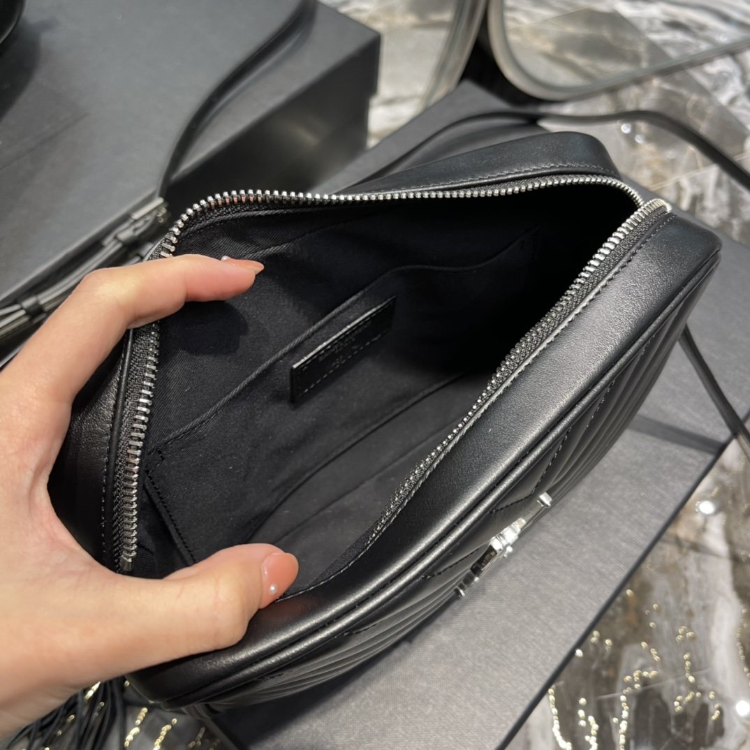 Top Quality Lou Camera Bag Black With Silver Toned Hardware For Women 9in/23cm YSL 612544DV7041000