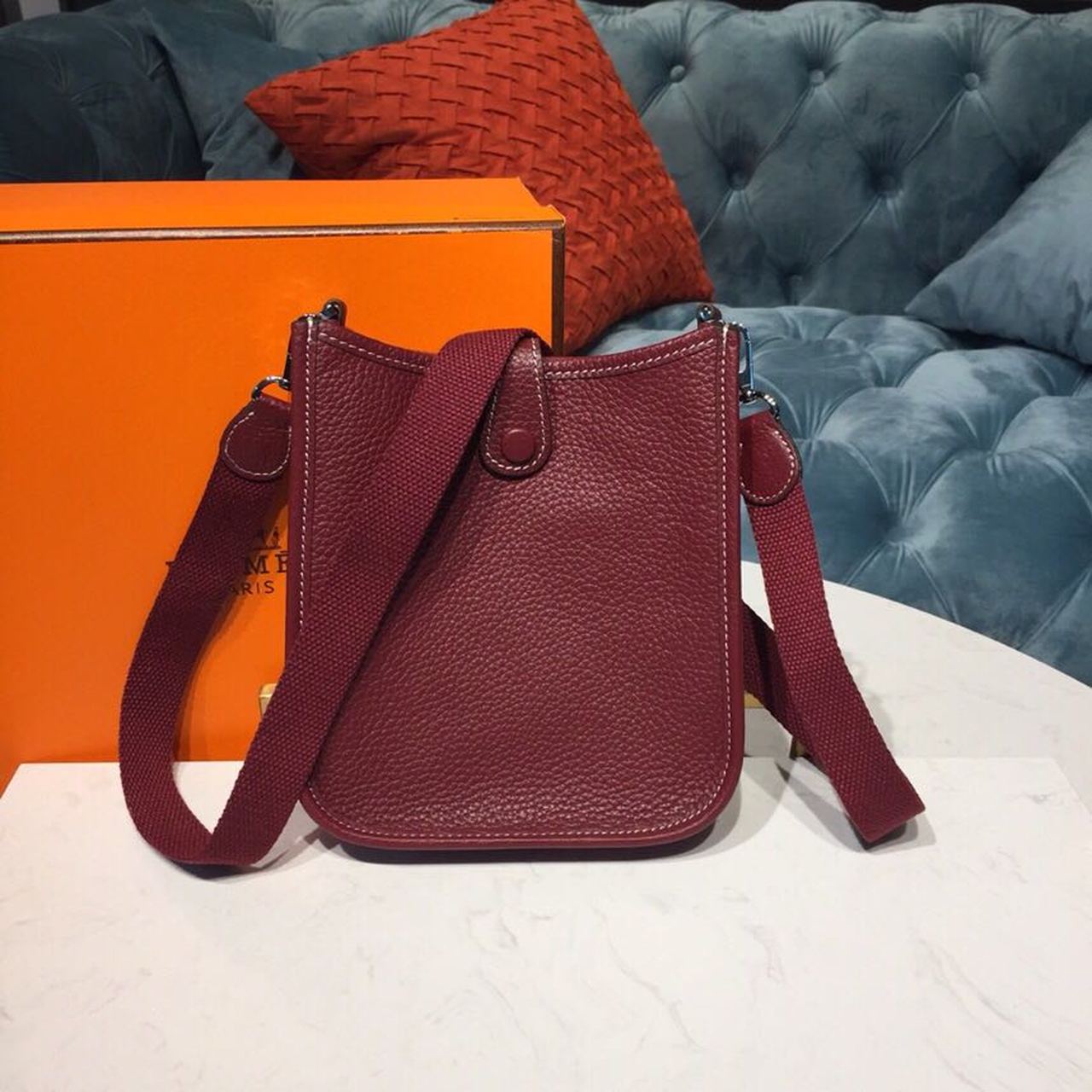 Top Quality Evelyne II TPM Bag Burgundy For Women SiTop Qualityer Toned Hardware 7.9in/20cm