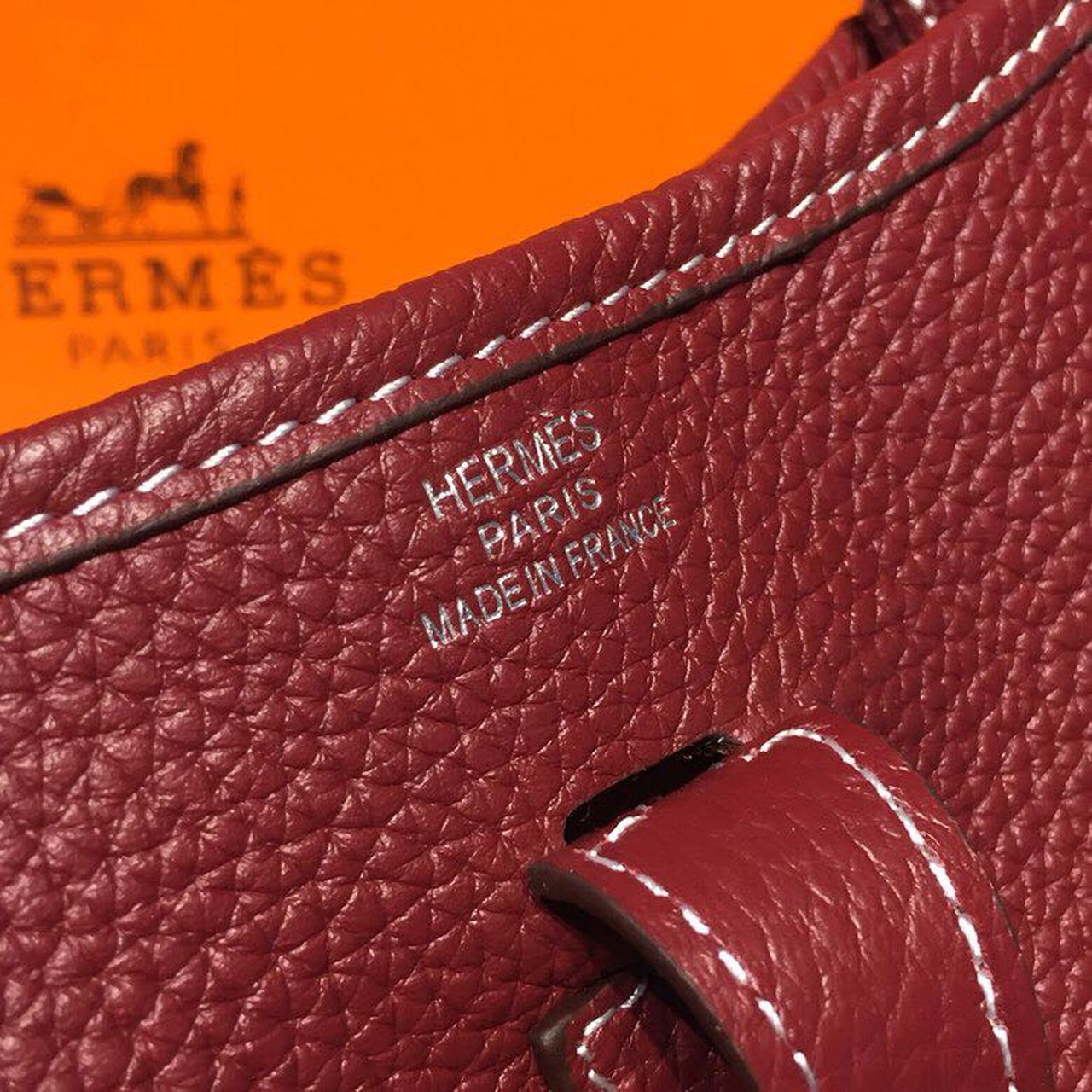 Top Quality Evelyne II TPM Bag Burgundy For Women SiTop Qualityer Toned Hardware 7.9in/20cm