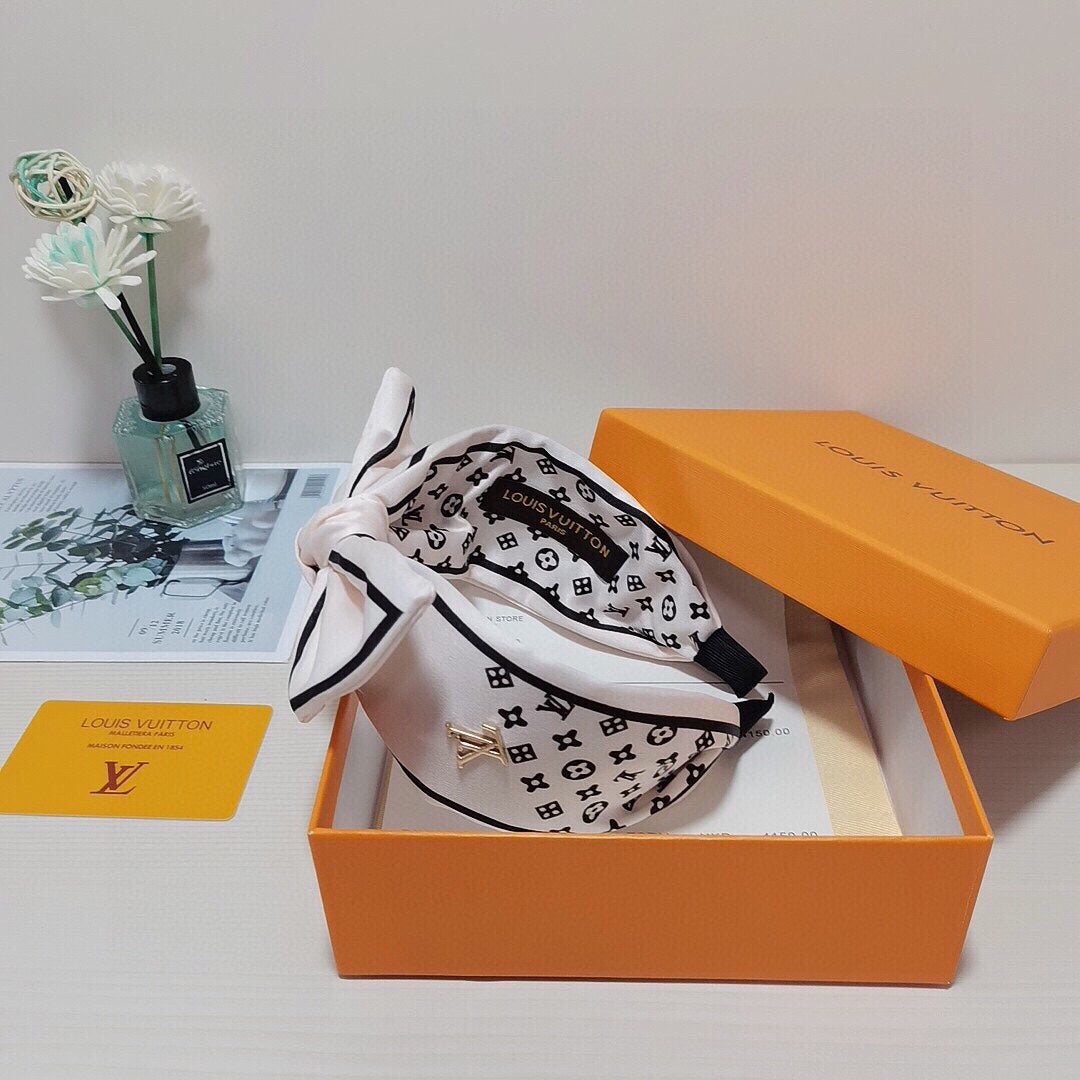 EN - Luxury Hair Band LUV 030