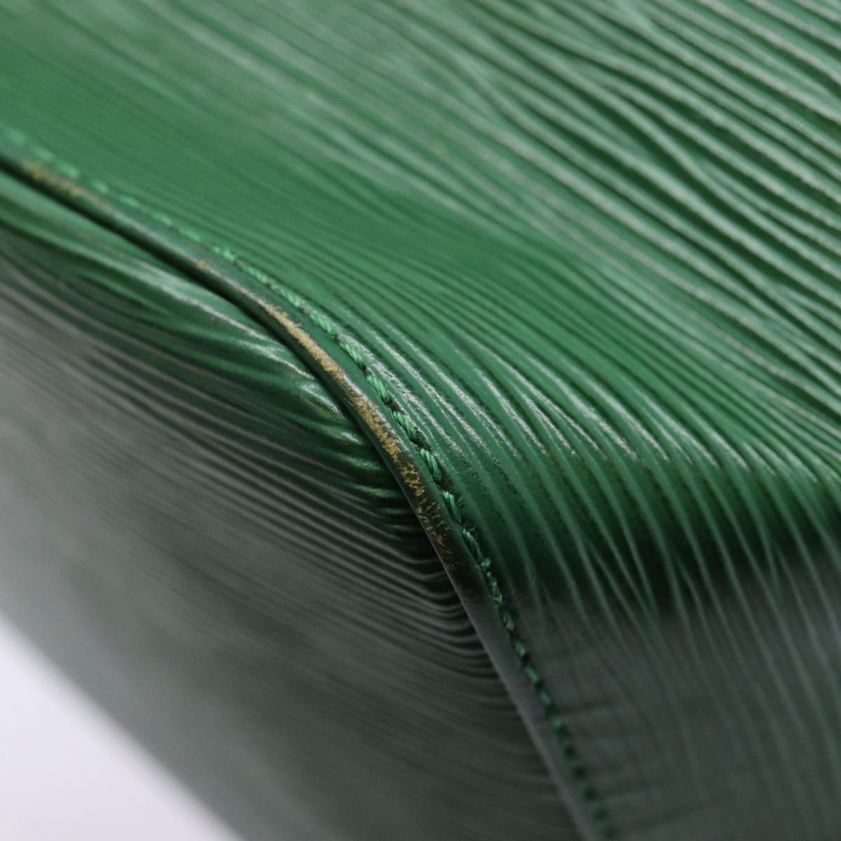 LOUIS VUITTON Epi Petit Noe Shoulder Bag Green M44102 LV Auth 84578