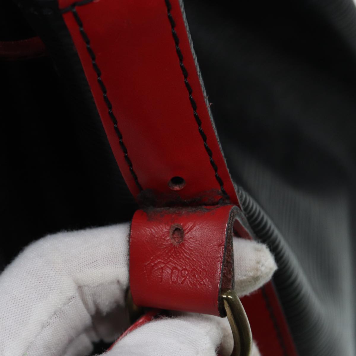 LOUIS VUITTON Epi Noe Shoulder Bag By color Black Red M44017 LV Auth 86550