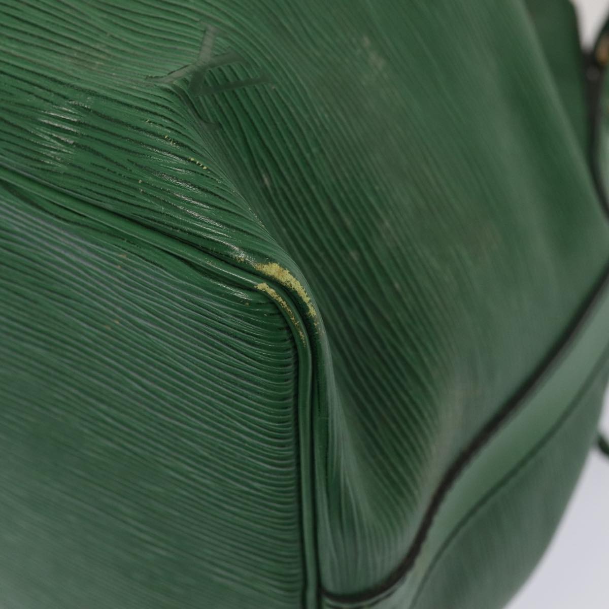 LOUIS VUITTON Epi Petit Noe Shoulder Bag Green M44102 LV Auth 86849