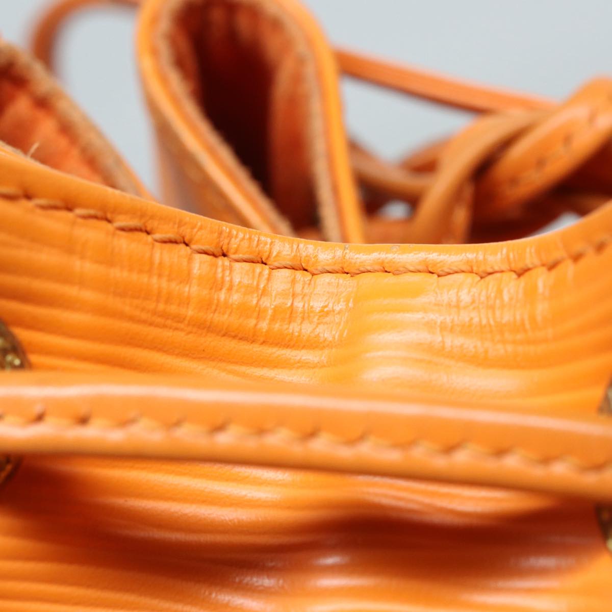 LOUIS VUITTON Epi Petit Noe Shoulder Bag Orange Mandarin M5901H LV Auth 87364