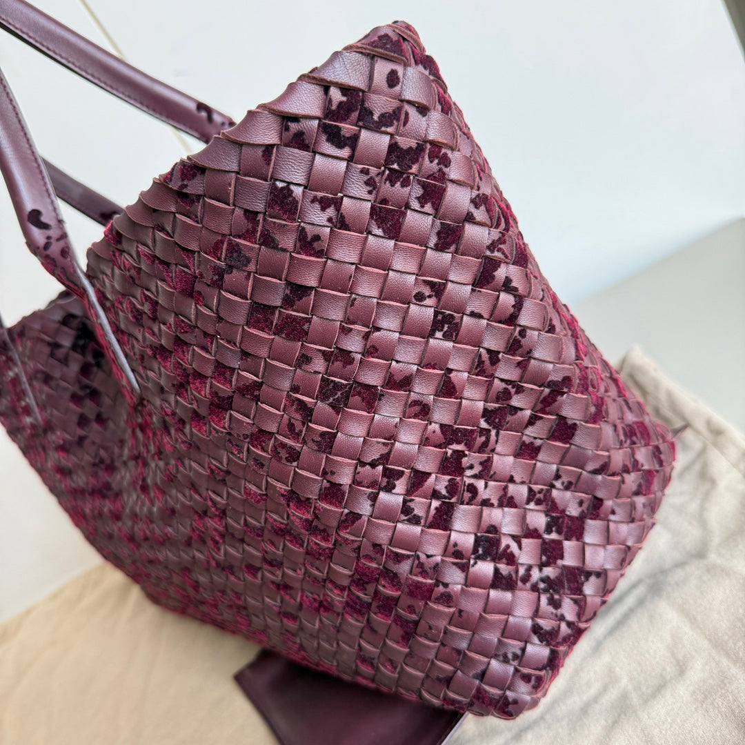 Bottega Veneta Cabat Large Intreccio Burgundy Leather and Velvet 40cm