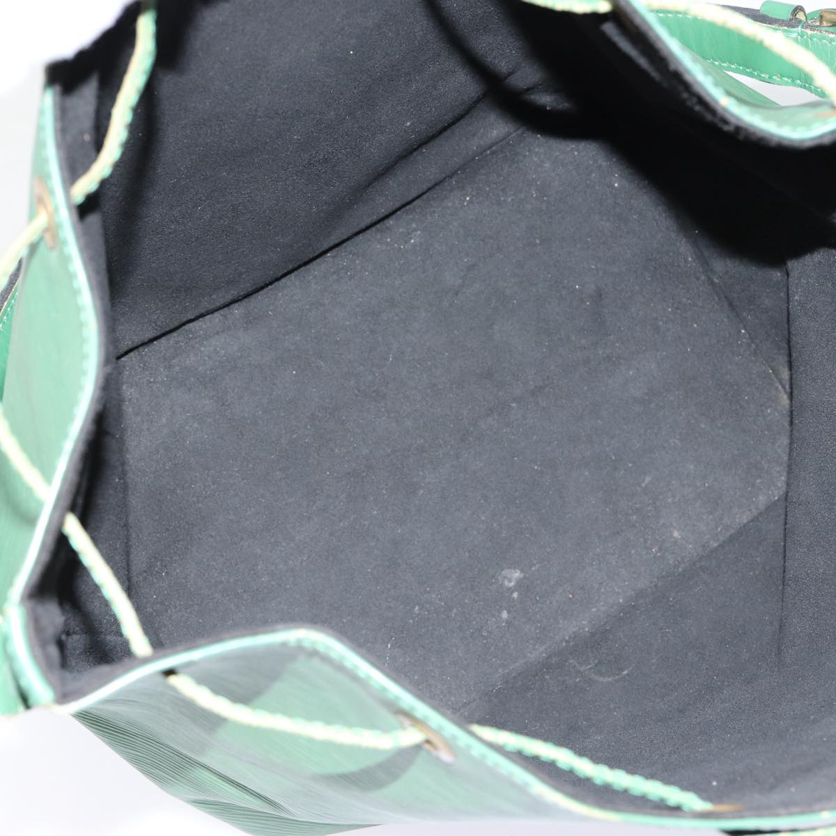 LOUIS VUITTON Epi Petit Noe Shoulder Bag Green M44102 LV Auth 87508