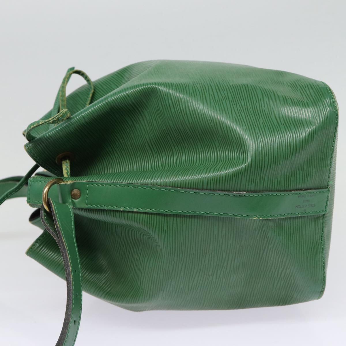 LOUIS VUITTON Epi Petit Noe Shoulder Bag Green M44102 LV Auth 87508