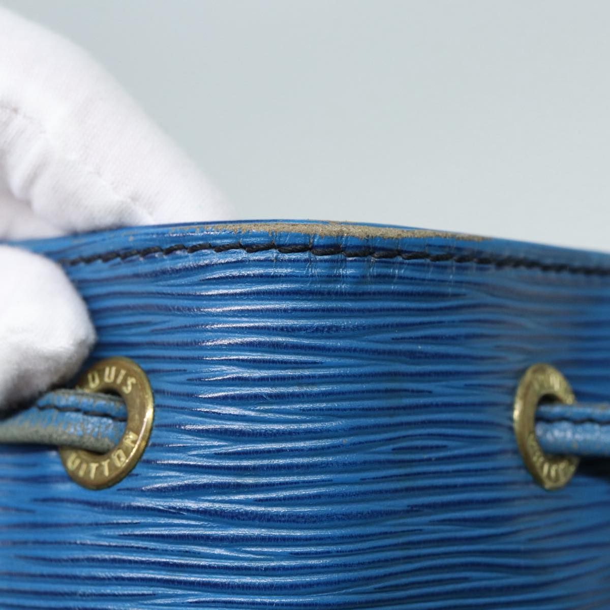 LOUIS VUITTON Epi Petit Noe Shoulder Bag Blue M44105 LV Auth 87509