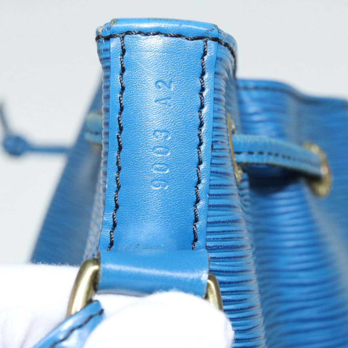 LOUIS VUITTON Epi Petit Noe Shoulder Bag Blue M44105 LV Auth 87509