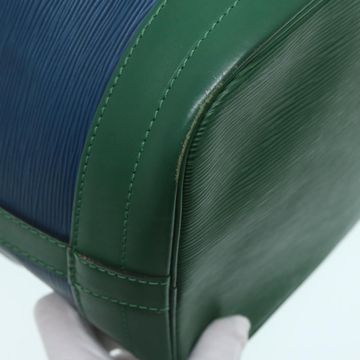 LOUIS VUITTON Epi Noe Shoulder Bag Bicolor color Green Blue M44044 LV Auth 87511