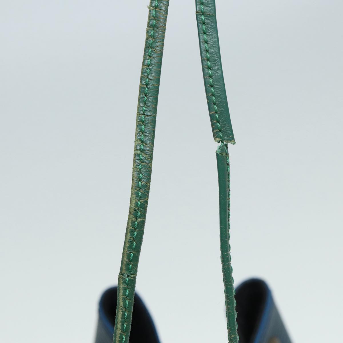 LOUIS VUITTON Epi Noe Shoulder Bag Bicolor color Green Blue M44044 LV Auth 87511