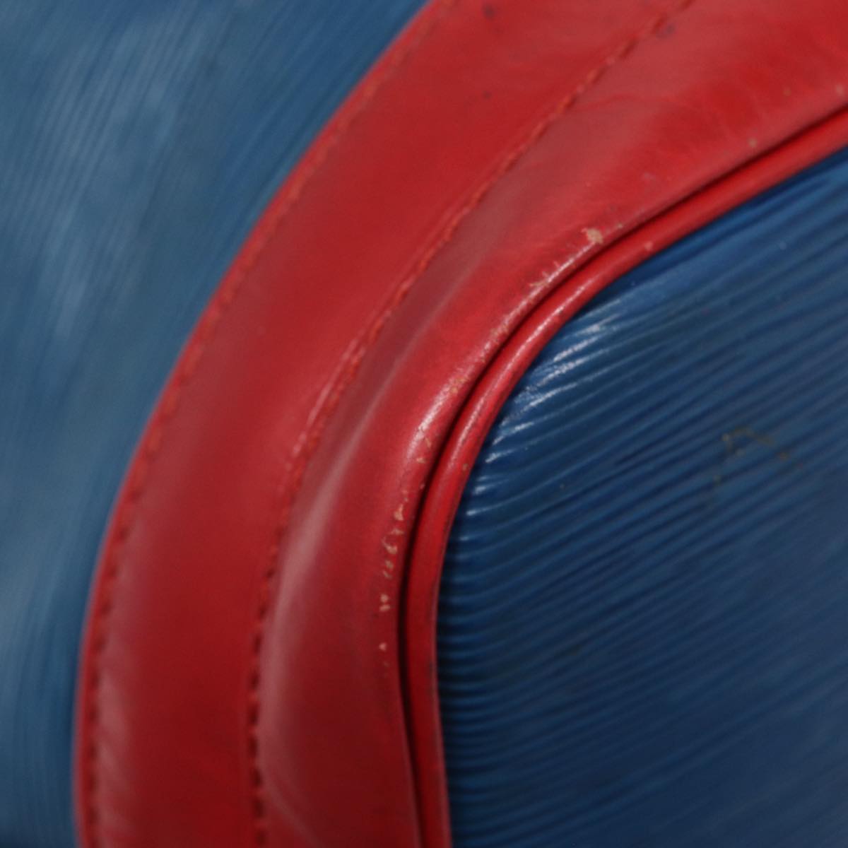 LOUIS VUITTON Epi Toriko Color Noe ShoulderBag Red Blue Green M44084 Auth 87776