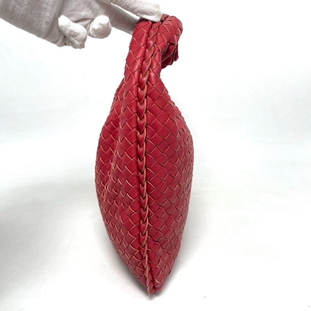 Bottega Veneta Intrecciato Hobo Bag Medium Burgundy Lambskin leather