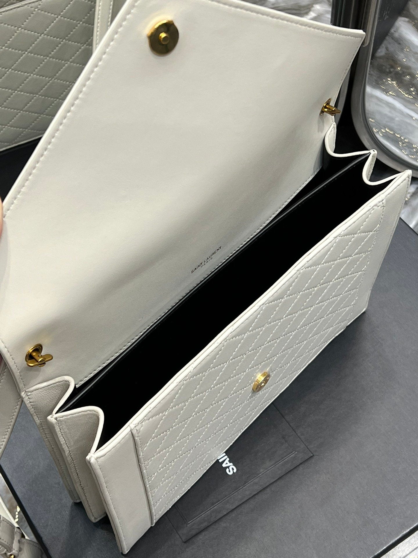 Top Quality Gaby Satchel Bag In White With Gold Toned Hardware For Women 10.2in/26cm YSl 6688631EL079207