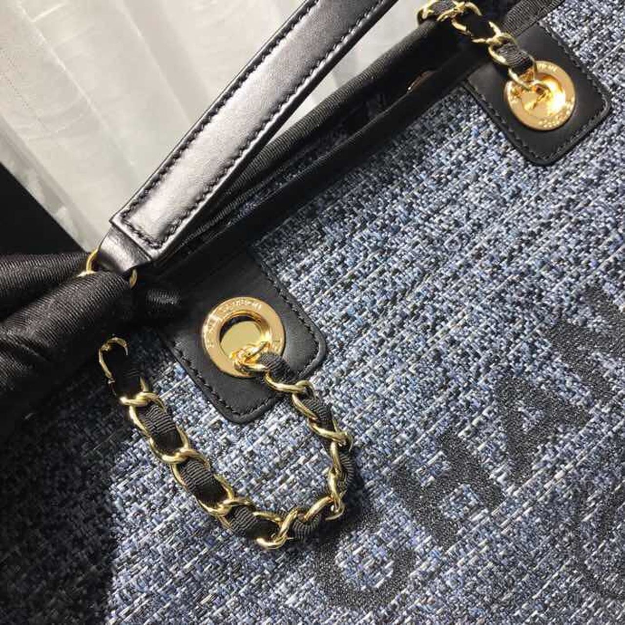 CHL Deauville Chain Shoulder Tote Bag Dark Grey For Women Handbags, Shoulder Bags 13.3in/34cm A66939