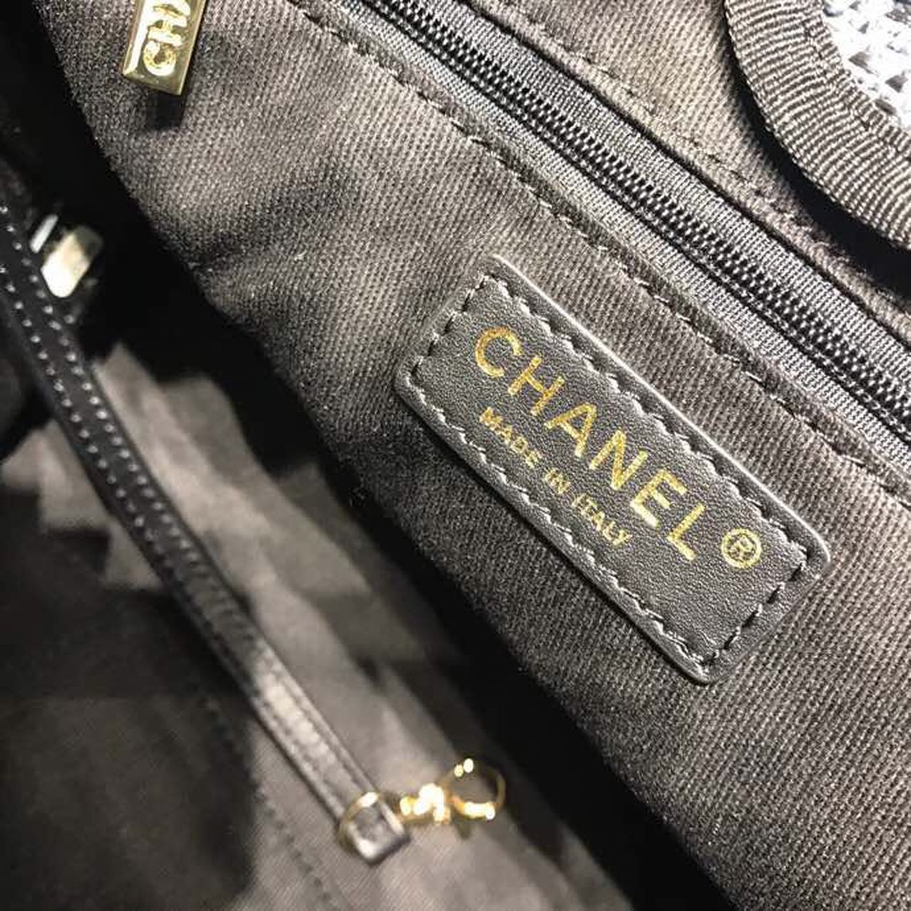 CHL Deauville Chain Shoulder Tote Bag Dark Grey For Women Handbags, Shoulder Bags 13.3in/34cm A66939