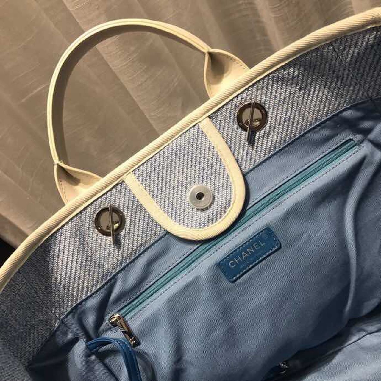 CHL Deauville Tote Canvas Bag Light Grey For Women Handbags, Shoulder Bags 15in/38cm A66941