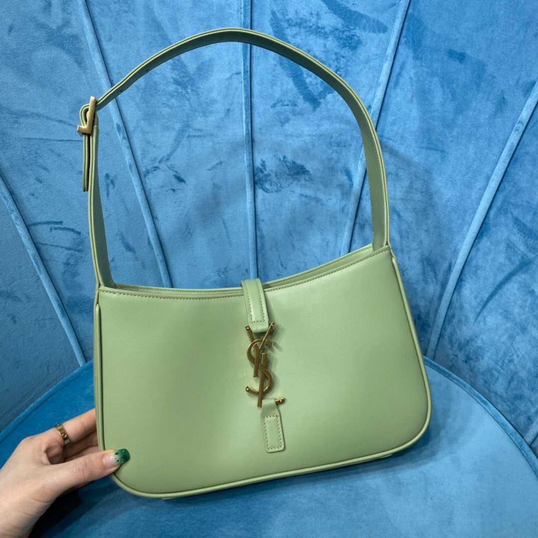 Top Quality Le 5 À 7 Hobo Bag In Smooth Light Green For Women 9in/23cm YSL 6572282R20W3316
