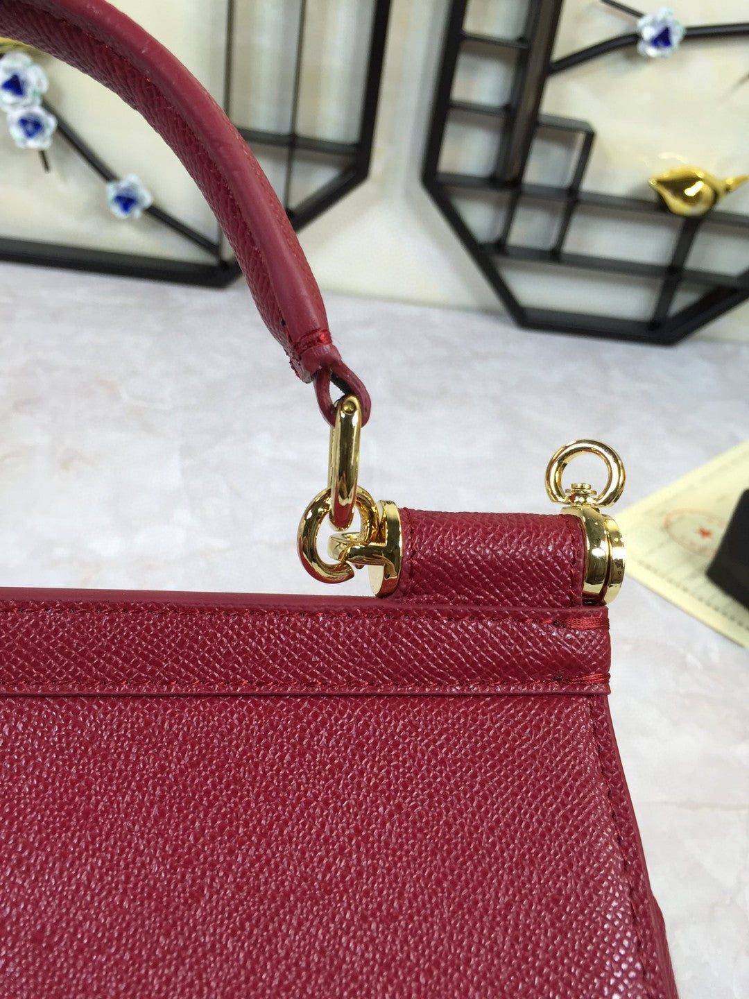 Top Quality MeTop Qualityum Sicily Handbag In Dauphine Burgundy For Women 10.2in/26cm Top Quality Top Quality4347A10018M073