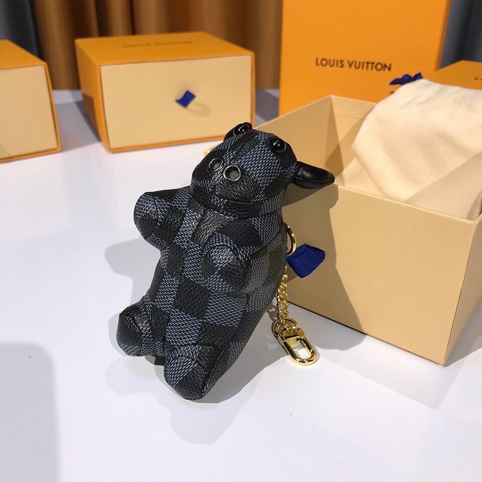 EN - Lux Keychains LUV 036