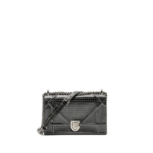 Dior medium diorama calfskin metallic silver