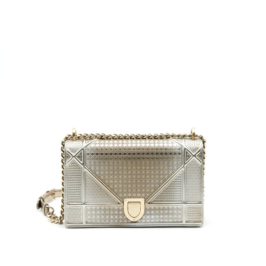 Dior Medium Diorama Metallic Light Gold With