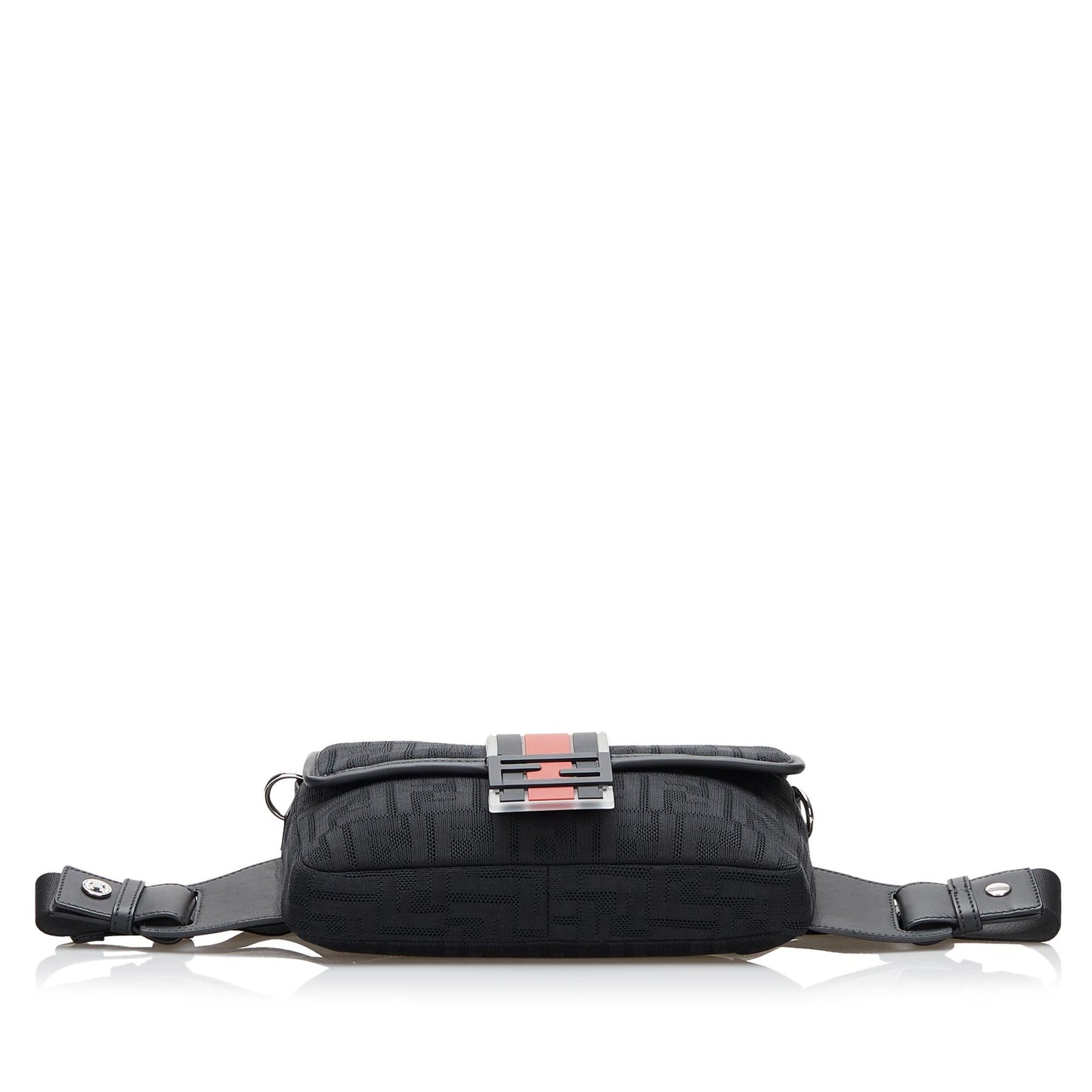 Fendi Zucca Convertible Belt Bag (SHG-pWsJAN)