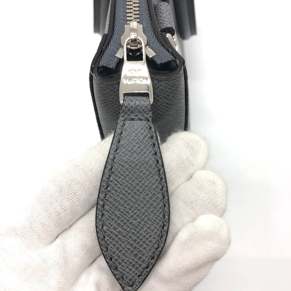 LOUIS VUITTON Business bag M30856 Taiga Leather gray Taiga Slim briefcase mens  d