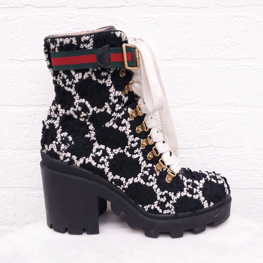 GUCCI NAVY TWEED LOGO BOOTS WITH BLOCK HEEL - SIZE 38