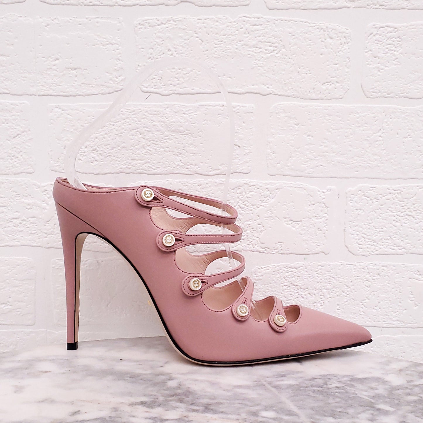 GUCCI PINK HEELS WITH PEARL LOGO DETAIL - SIZE 38