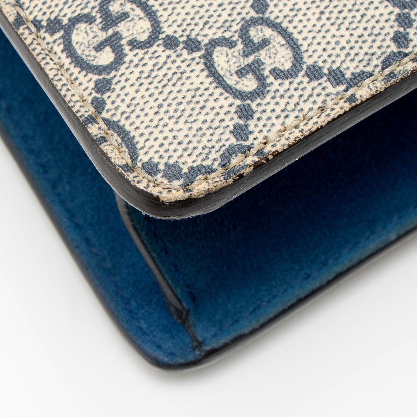 Gucci GG Supreme Blooms Dionysus Small Shoulder Bag