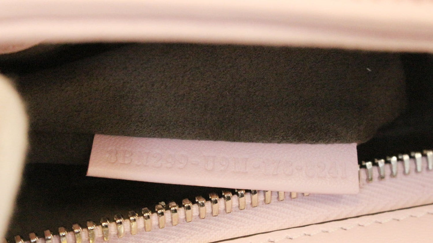 FENDI DOTCOM Click Quilted  Pink Leather Chain Shoulder Bag