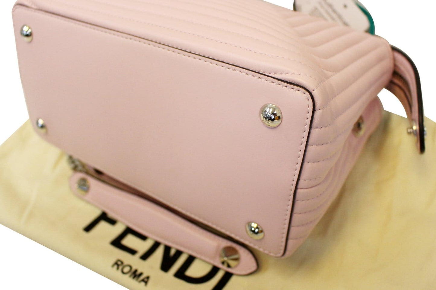 FENDI DOTCOM Click Quilted  Pink Leather Chain Shoulder Bag