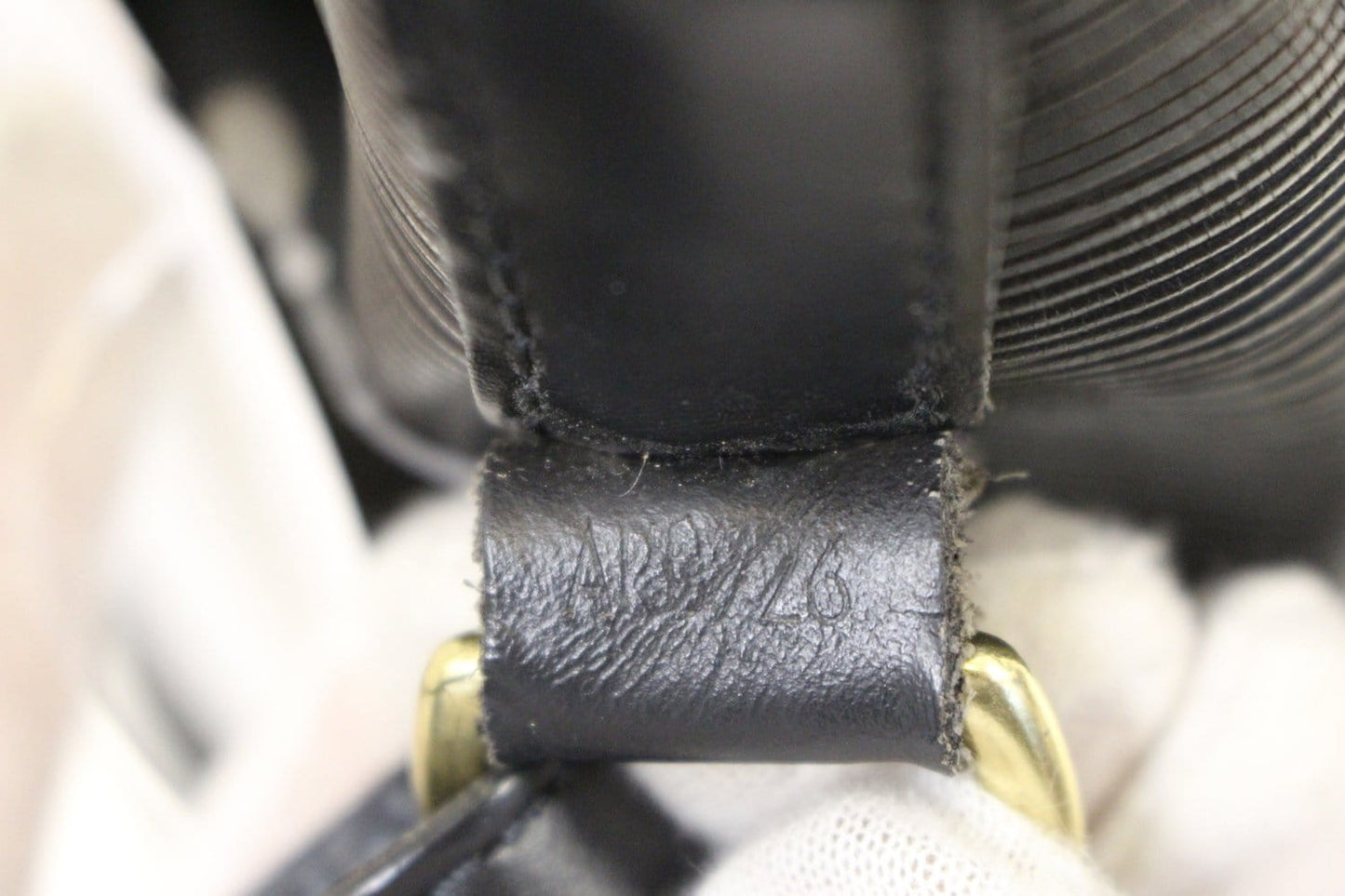 LOUIS VUITTON Epi Leather Noe Black Shoulder Bag