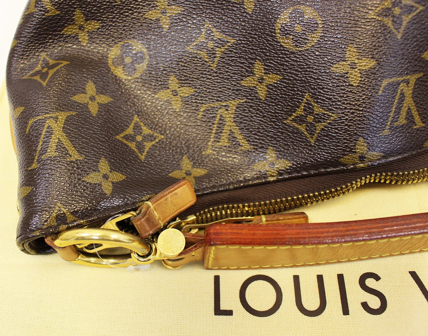 LOUIS VUITTON  Shoulder Bag Monogram Canvas Sully MM Brown